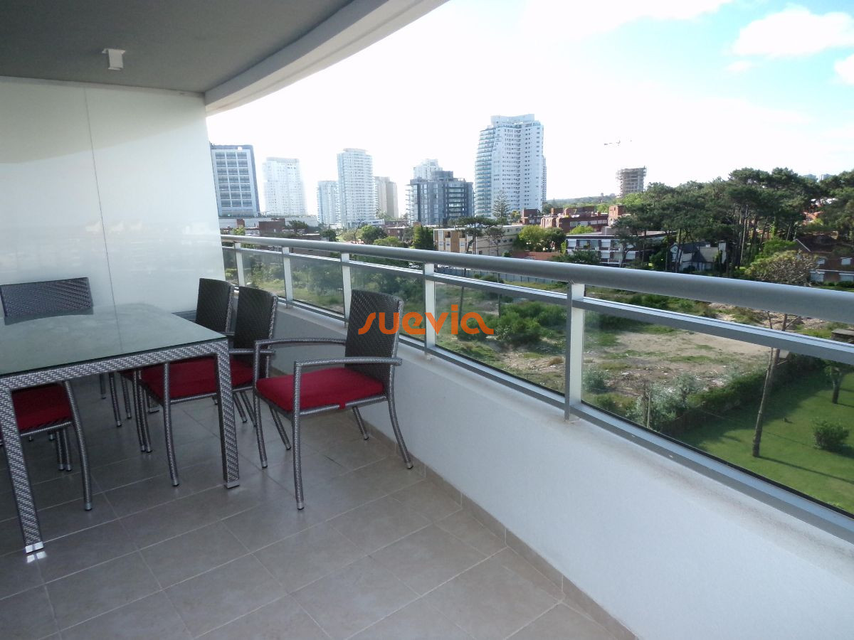 Brava - GoPunta - Portal Inmobiliario de Punta del Este - Maldonado
