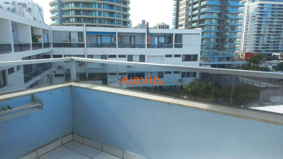 Apartamento ID.3566 - Apartamento en excelente ubicación, a pasos de la playa Mansa