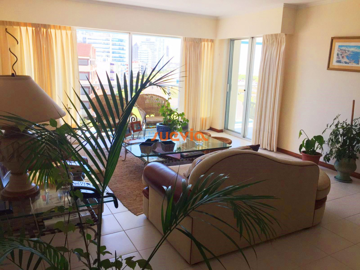 Brava - GoPunta - Portal Inmobiliario de Punta del Este - Maldonado