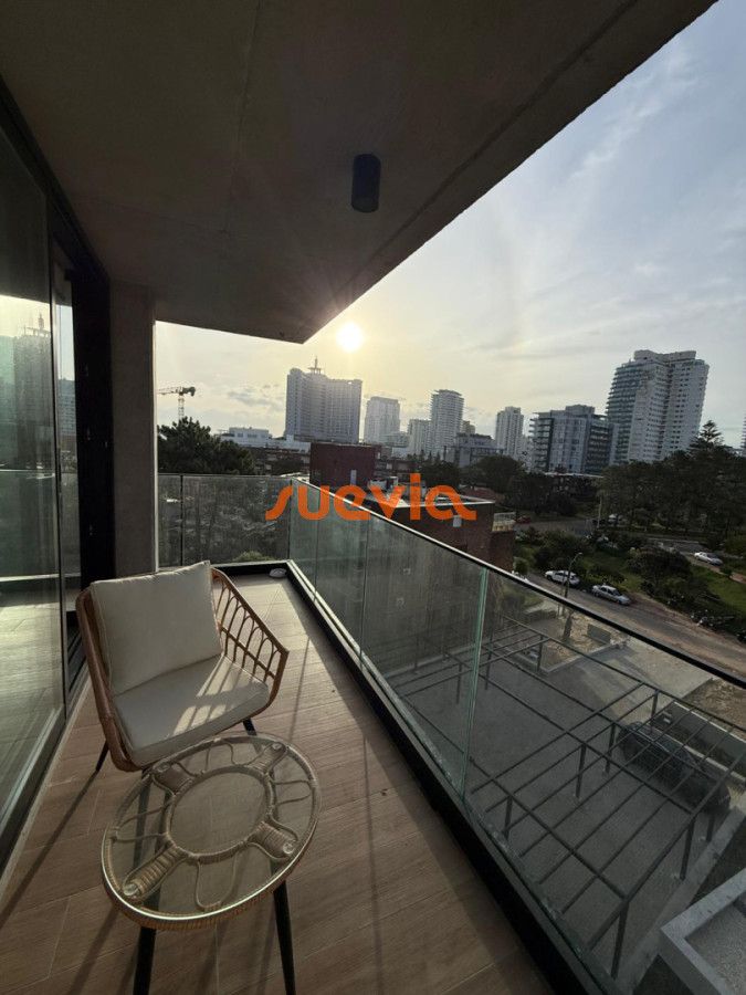 Apartamento ID.4583 - EXCELENTE OPORTUNIDAD EDIFICIO DE CATEGORIA