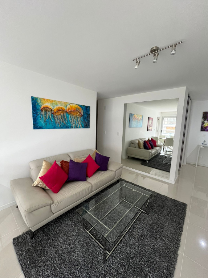 Apartamento - Playa Brava 2 dorm 2 baños.