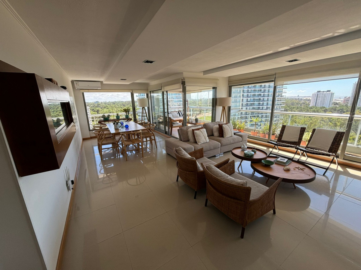 EXCLUSIVO PENTHOUSE EN VENTA