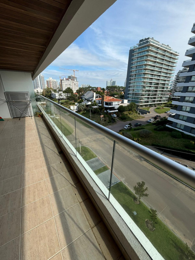 Departamento - Playa Brava