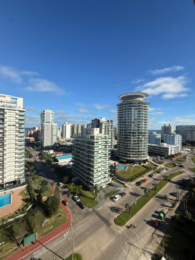 OPORTUNIDAD A ESTRENAR EDIFICIO DE CATEGORIA