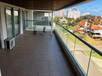 Apartamento - Playa Brava