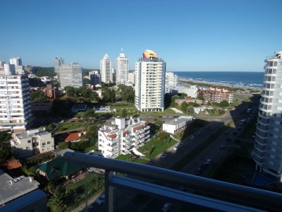 Apartamento cómodo con vista a Playa Brava