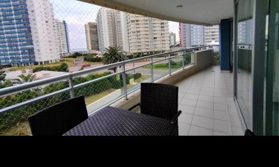 Apartamento a metros de Playa Brava