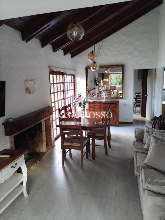 Apartamento ID.9121 - Alquiler casa Barrio Privado Pinares 4 dormitorios
