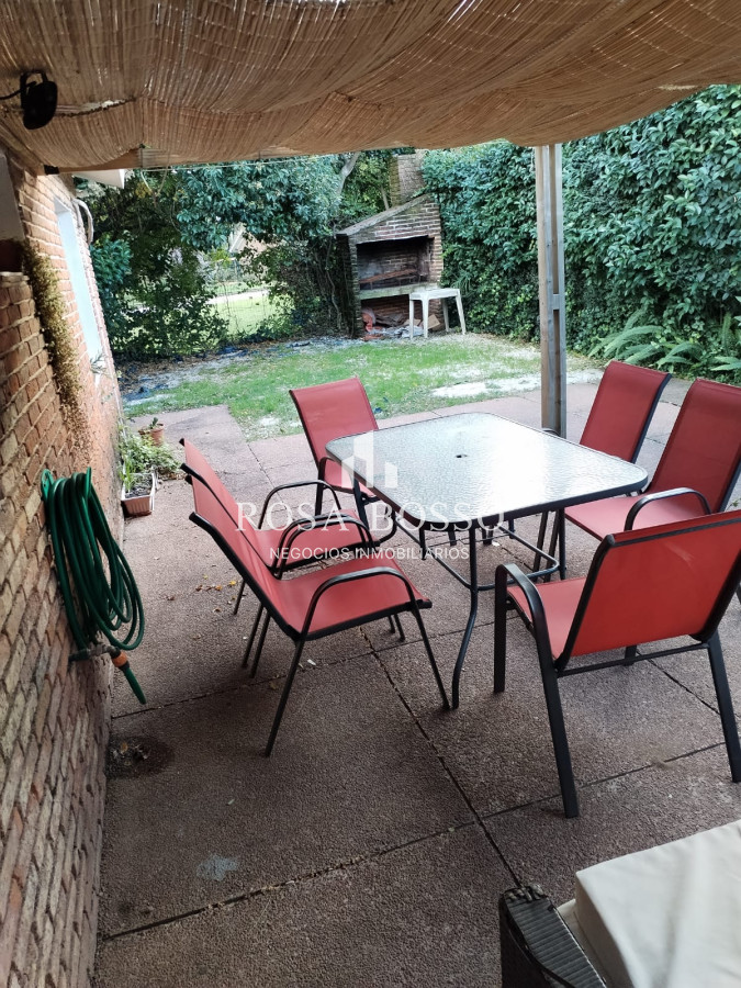 Apartamento ID.9121 - Alquiler casa Barrio Privado Pinares 4 dormitorios