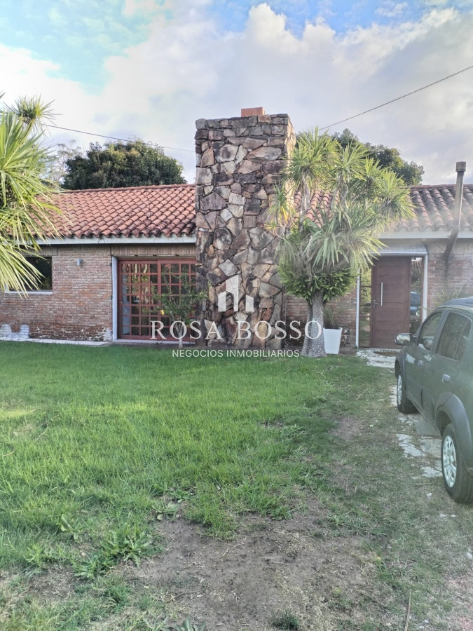 Apartamento ID.9121 - Alquiler casa Barrio Privado Pinares 4 dormitorios