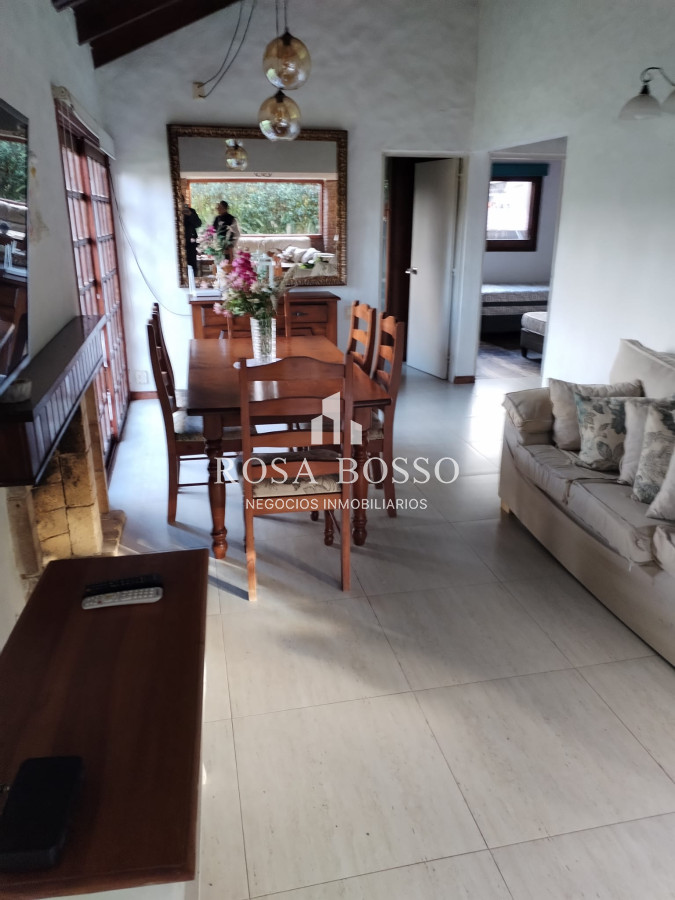 Apartamento ID.9121 - Alquiler casa Barrio Privado Pinares 4 dormitorios