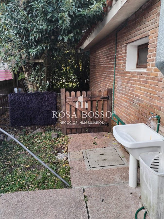 Apartamento ID.9121 - Alquiler casa Barrio Privado Pinares 4 dormitorios