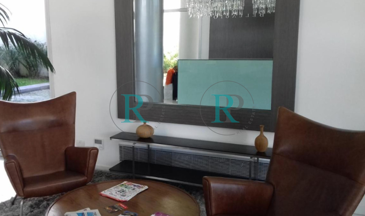 Apartamento ID.2273 - Hermoso apartamento con garaje y bajos gastos comunes