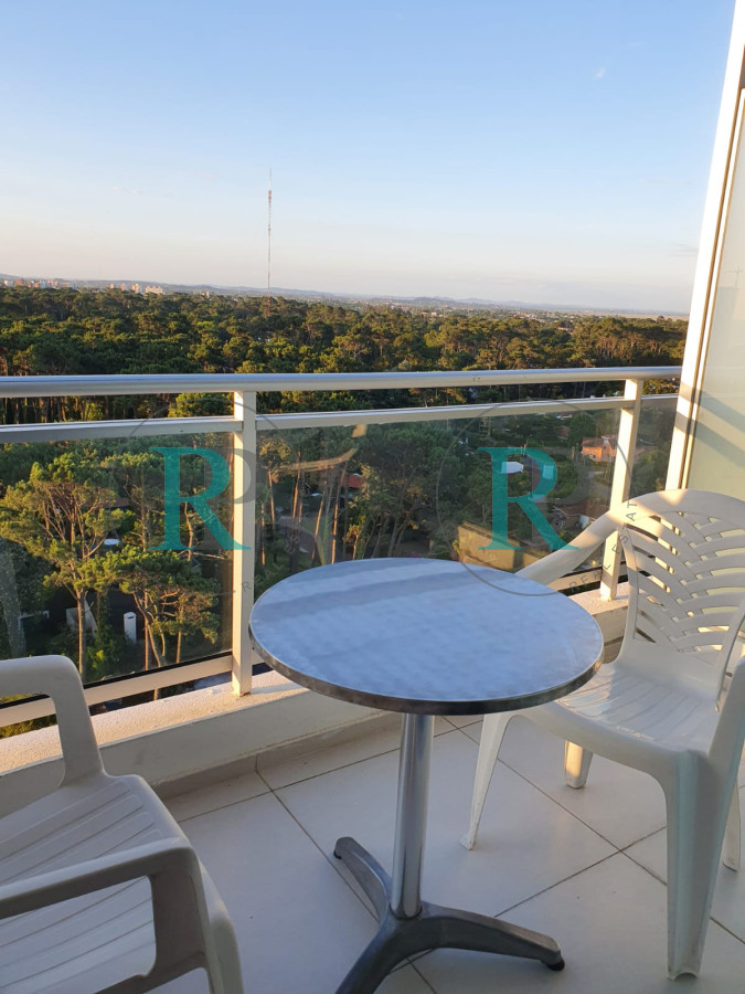 Apartamento ID.2273 - Hermoso apartamento con garaje y bajos gastos comunes