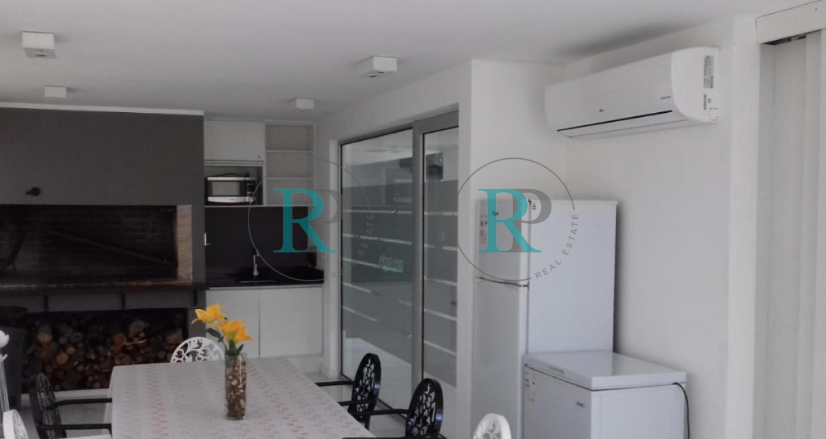 Apartamento ID.2273 - Hermoso apartamento con garaje y bajos gastos comunes