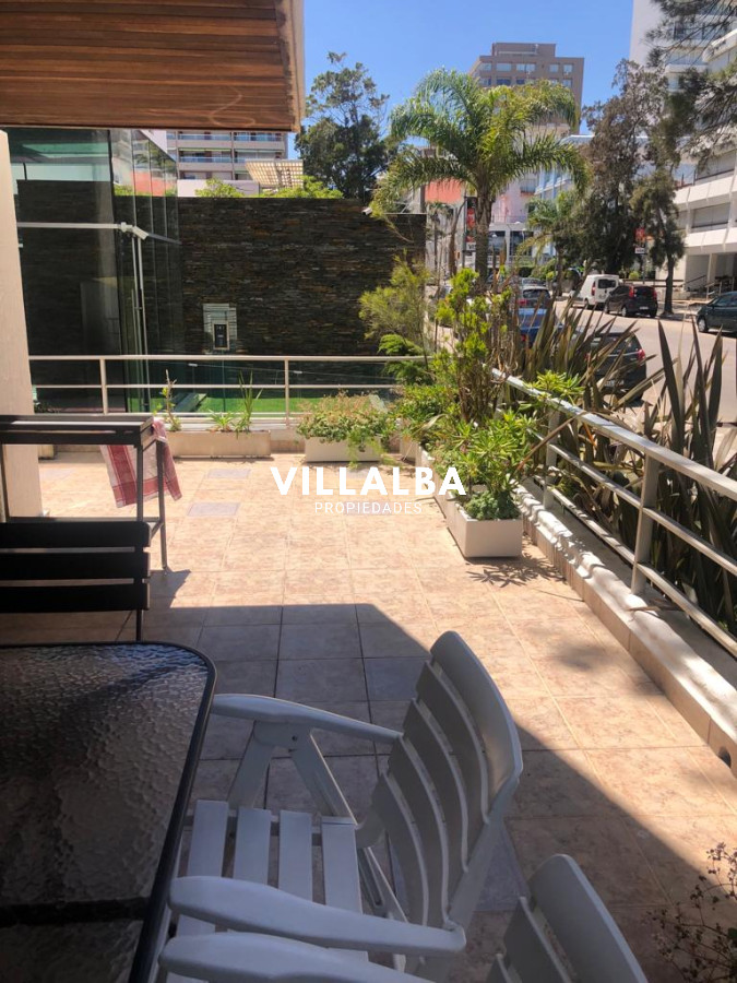 Apartamento ID.3940 - Hermoso Y Amplio Apartamento en Punta Del Este