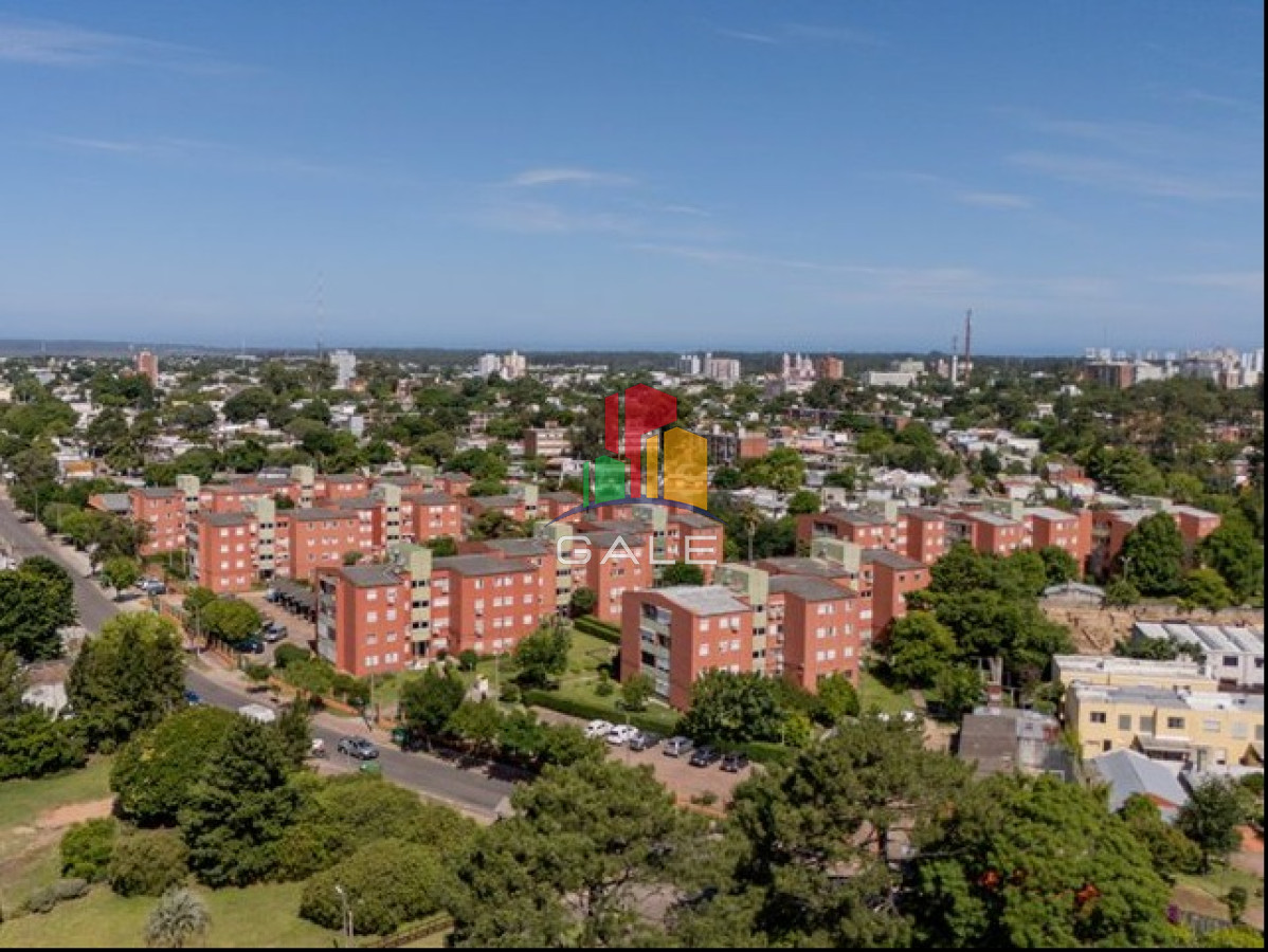 OPORTUNIDAD APARTAMENTO 4 DORMITORIOS CON COMPLEJO B9 - GAL3311A