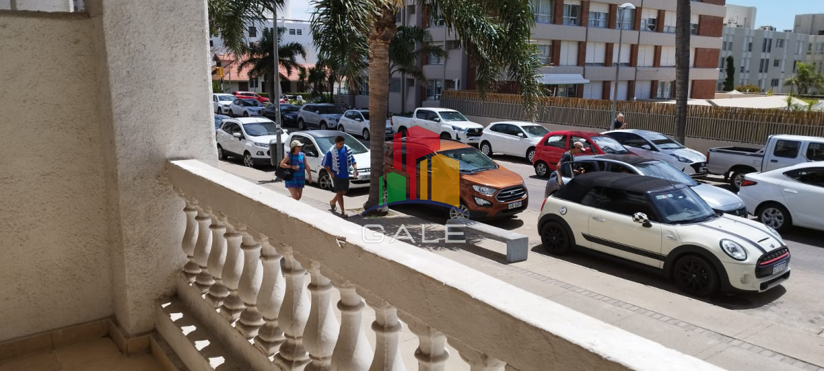 Venta apartamento a 1 cuadra del mar - GAL4293A