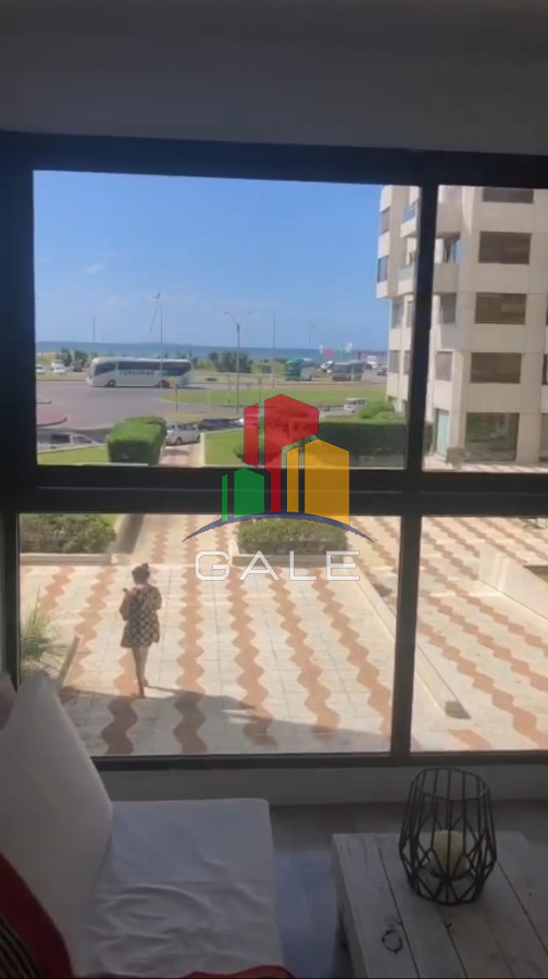 Apartamento ID.2519 - Frente al Mar hermoso apartamento 3 dormitorios y garaje