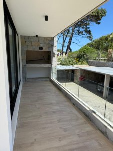 Apartamento en alquiler anual - Brava - Rincon del Indio