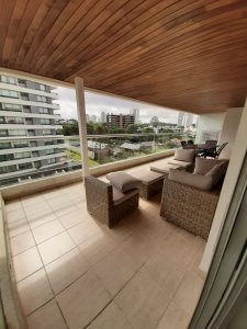 Hermoso Y Amplio Apartamento en Punta Del Este