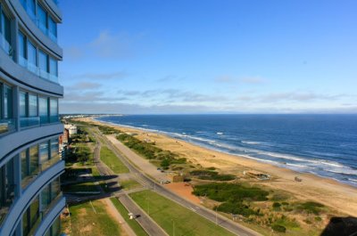 Playa Brava, primera linea. 