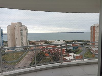 Hermoso Y Amplio Apartamento en Punta Del Este