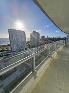 Hermoso Y Amplio Apartamento en Punta Del Este