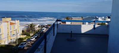 ???? Hermoso Penthouse en edificio estilo Mediterráneo.
