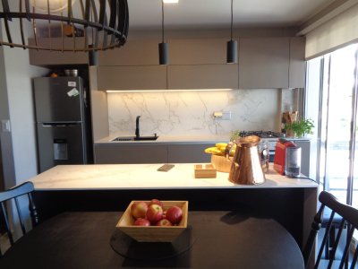 Hermoso Y Amplio Apartamento en Punta Del Este