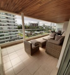 Hermoso Y Amplio Apartamento en Punta Del Este