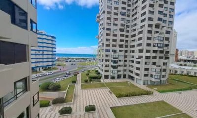 Frente al Mar hermoso apartamento 3 dormitorios y garaje