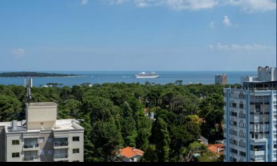 Hermoso Y Amplio Apartamento en Punta Del Este en Oportunidad!