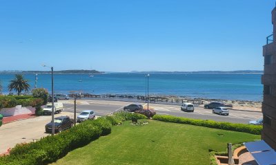 Espectacular vista a la Isla Gorriti, apartamento de primera linea