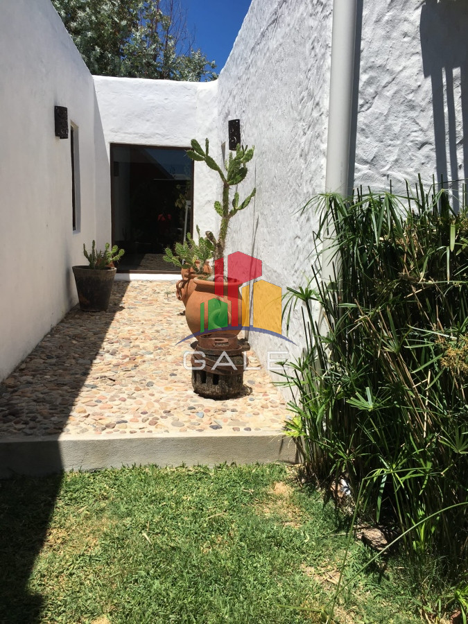 Casa ID.2025 - Hermosa casa en la Barra