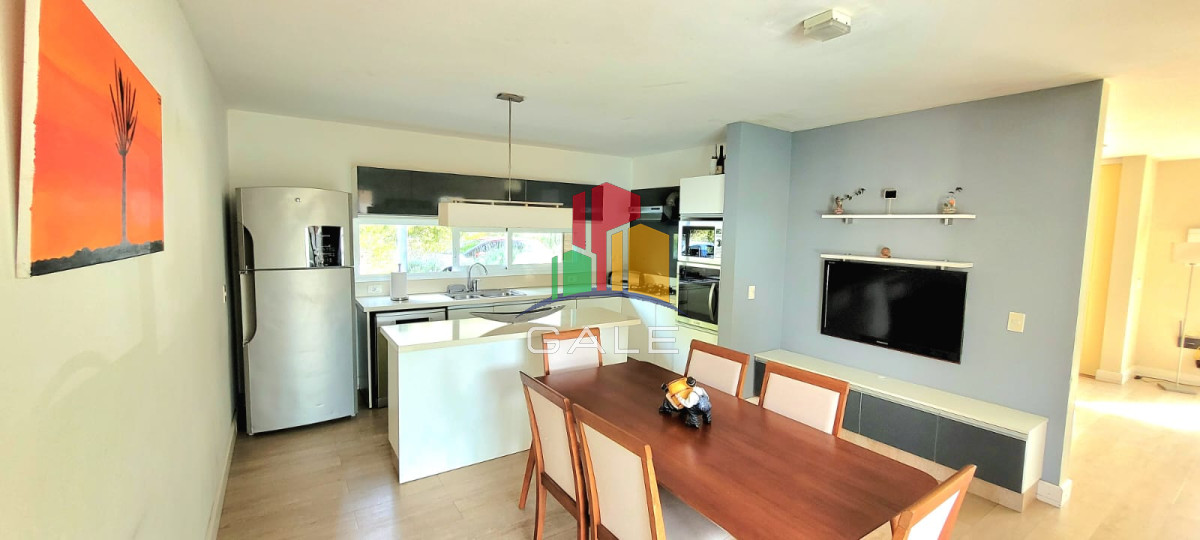 Casa ID.3313 - Hermosa y moderna casa en Marly