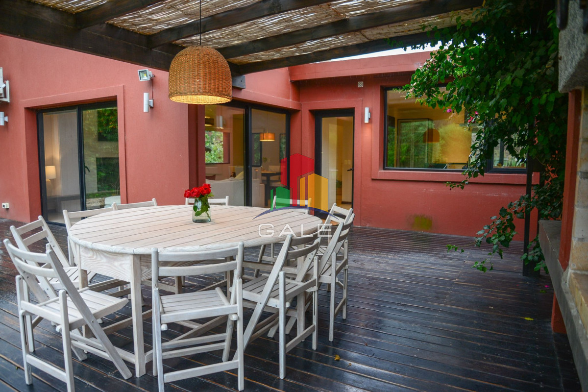 Casa ID.3452 - ALQUILER ANUAL E INVERNAL - CASA 3 DORMITORIOS Y SERVICIO EN BARRIO PRIVADO PDE.