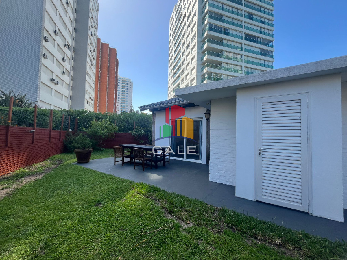 Casa ID.3604 - Casa en Venta, Mansa, Punta del Este, 3 Dormitorios.