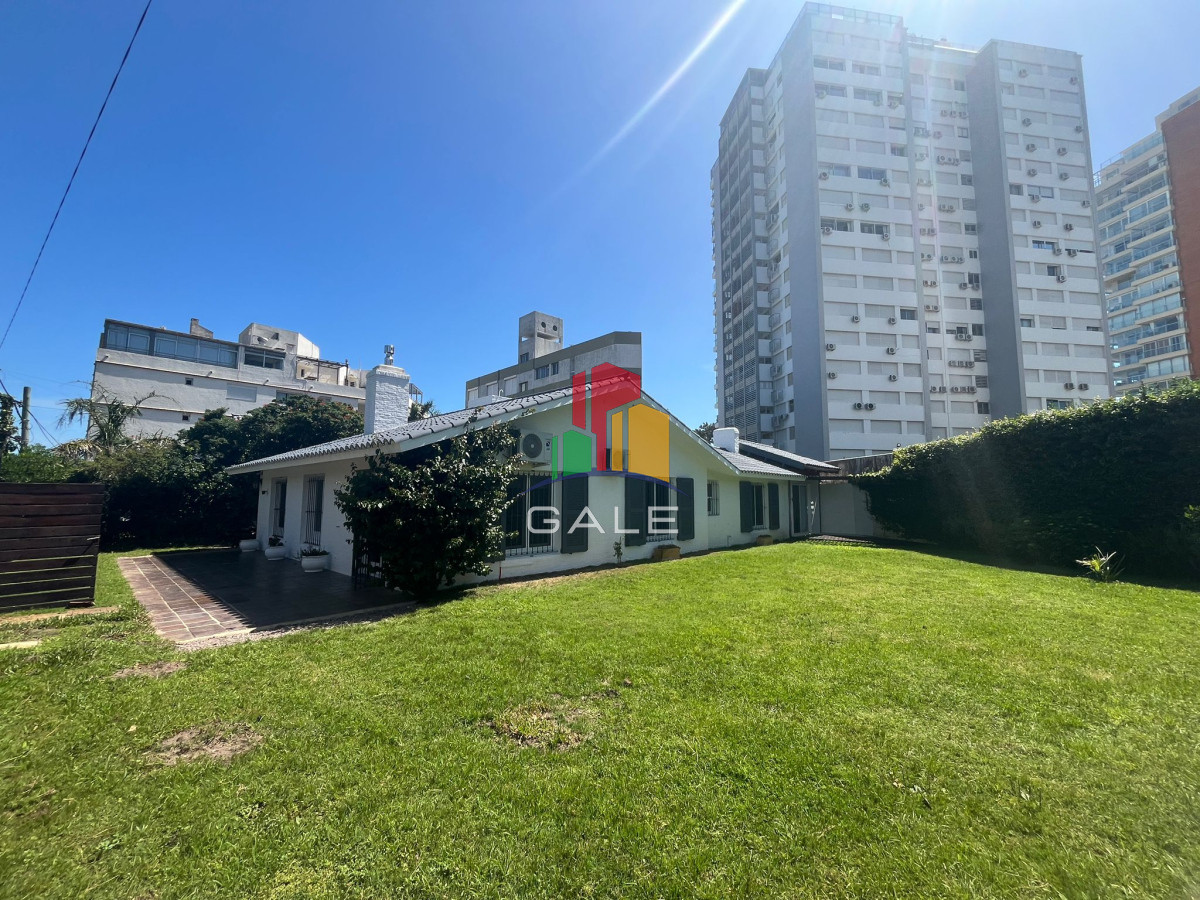Casa ID.3604 - Casa en Venta, Mansa, Punta del Este, 3 Dormitorios.