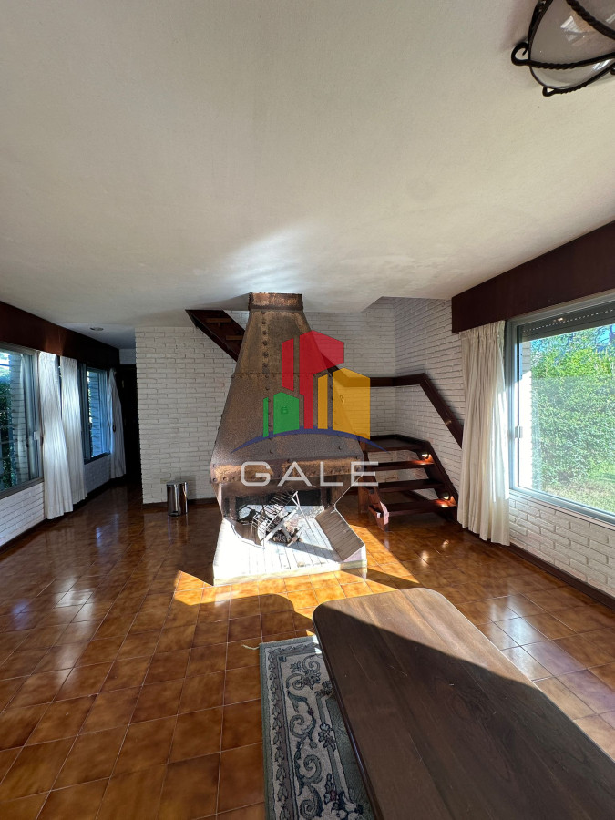 Casa ID.3081 - Hermosa casa a pasos de Playa Mansa ? Parada 9, Punta del Este