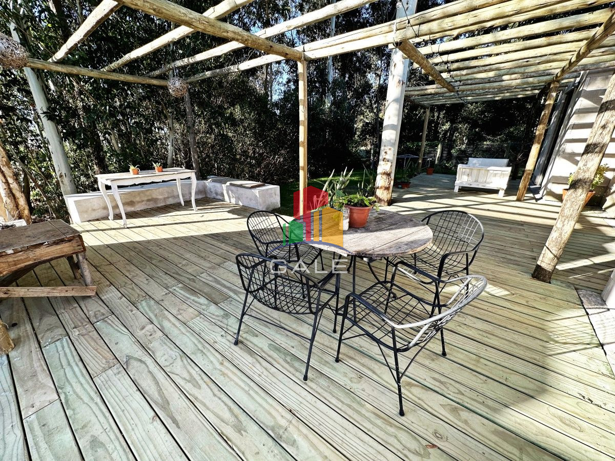 Casa ID.2410 - Casa en alquiler - Burnett
