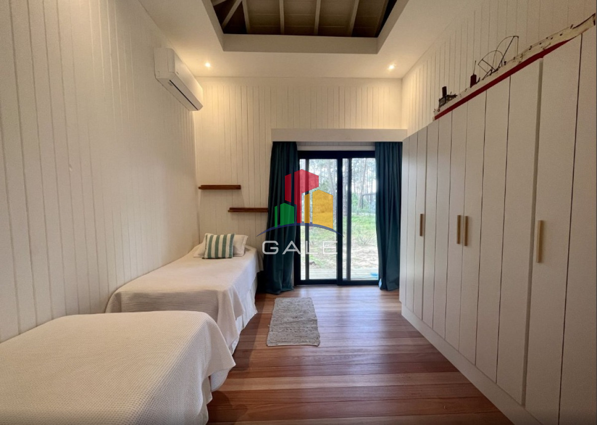 Casa ID.2398 -  Venta de Casa 3 DORMITORIOS en LAGUNA BLANCA, MANANTIALES