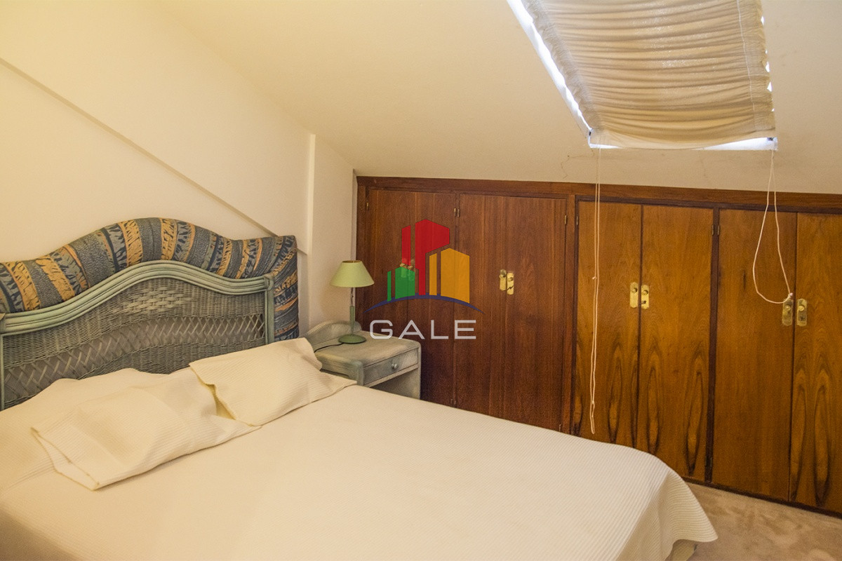 Casa ID.3289 - Casa a la venta en playa mansa Punta Del Este, gran tamaño ubicada en zona privilegiada.
