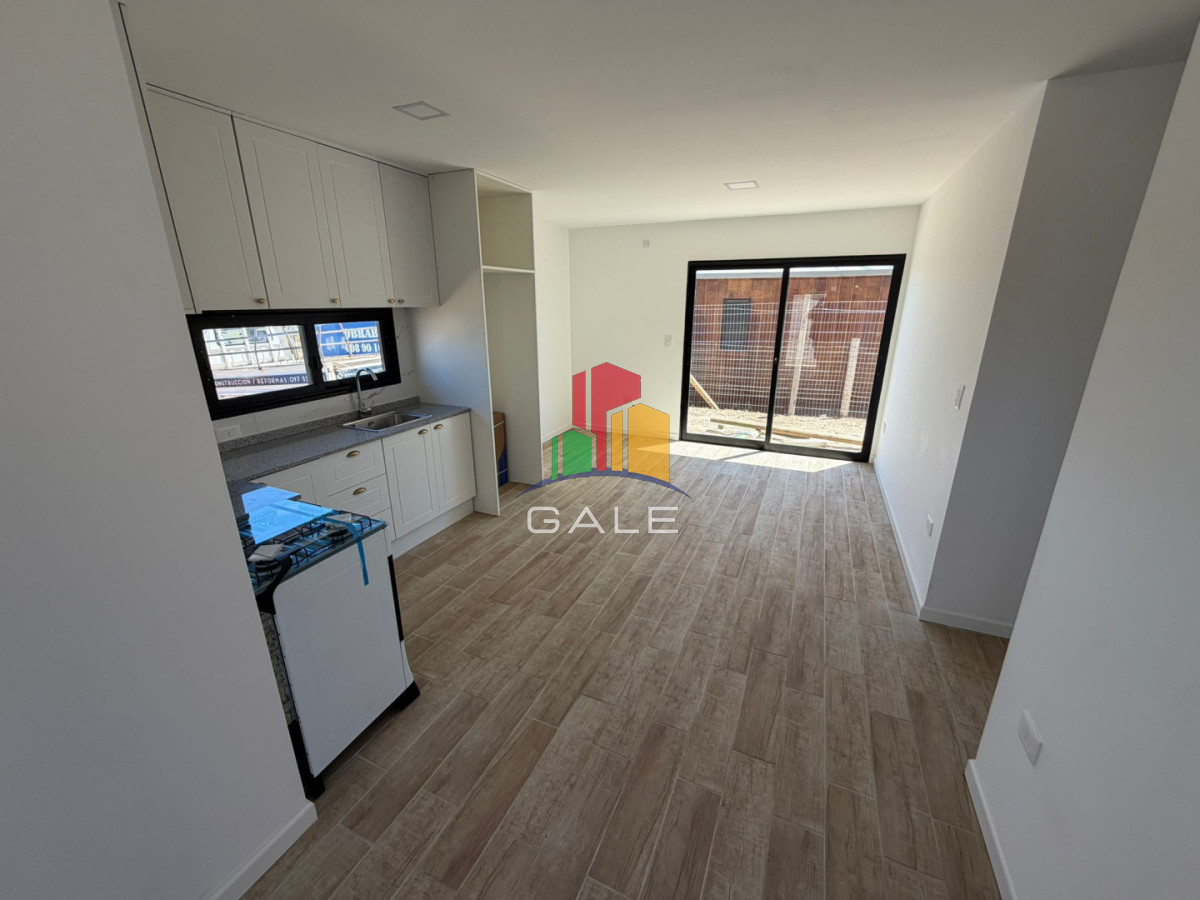 Gale Propiedades & Escribanía Casa ID.5201 - Apartamentos 2 dormitorios en Mansa, ultimas paradas
