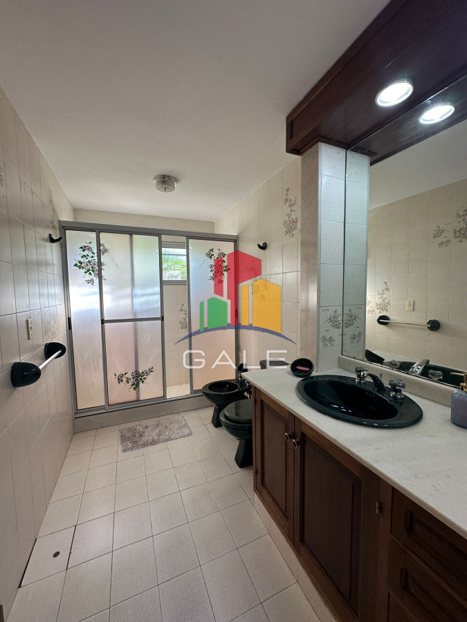 Casa ID.3081 - Hermosa casa a pasos de Playa Mansa ? Parada 9, Punta del Este