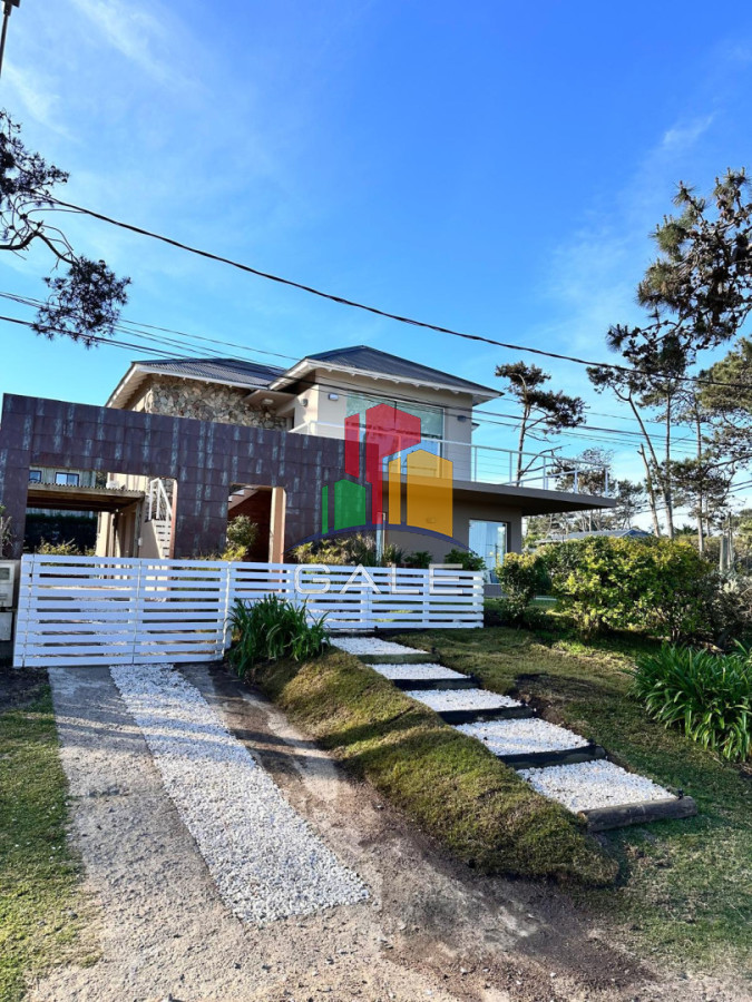 Casa ID.4567 - Espectacular casa en Montoya