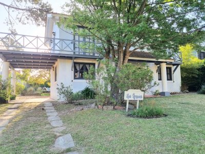 Hermosa casa en Roncón del Indio