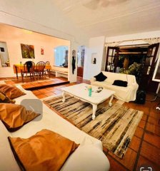 Hermosa casa en venta y alquiler, Pinares a 5 cuadras de la playa