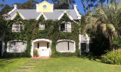 Hermosa casa en venta, Pinares