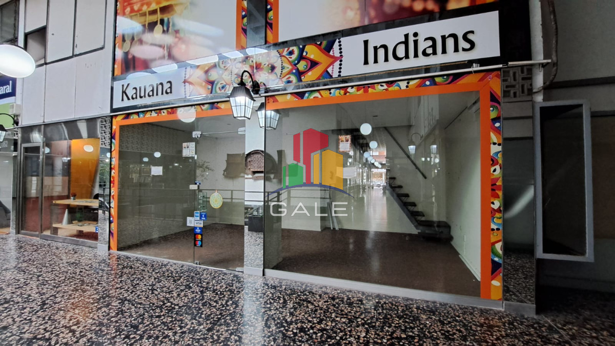 Local Comercial ID.2321 - Local muy amplio en Peninsula